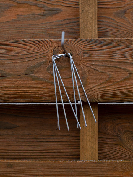 Изображение товара Скобы садовые ARTELIKA Для агроткани острые (100шт)