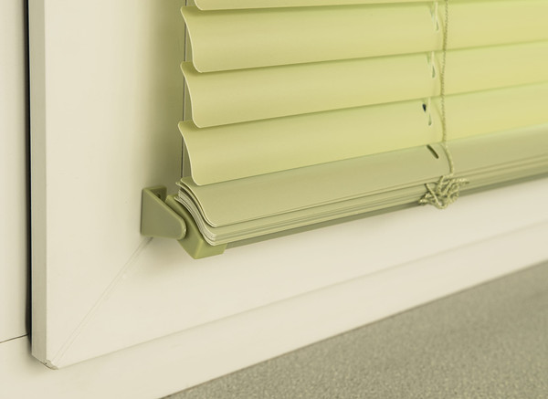 Изображение товара Жалюзи горизонтальные Delfa Bliss NO.RF-M-511 (70x160, олива)