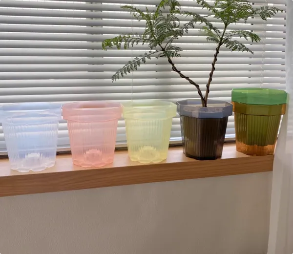 Изображение товара Вазон BOTANICA Glass с поддоном (12x12см, серый)