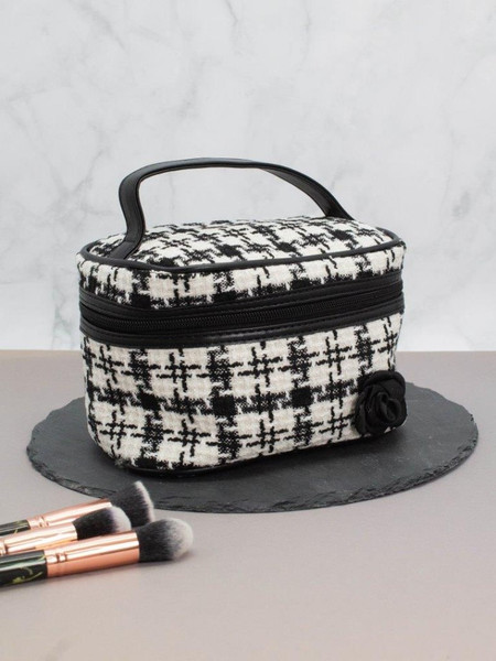 Изображение товара Косметичка ILikeGift Flower / ZT385-2111-22-01 (black)