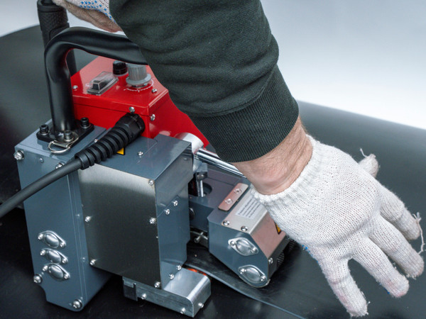 Изображение товара Сварочный аппарат СВАРПОМ Горячего клина СП31 / 3.31200