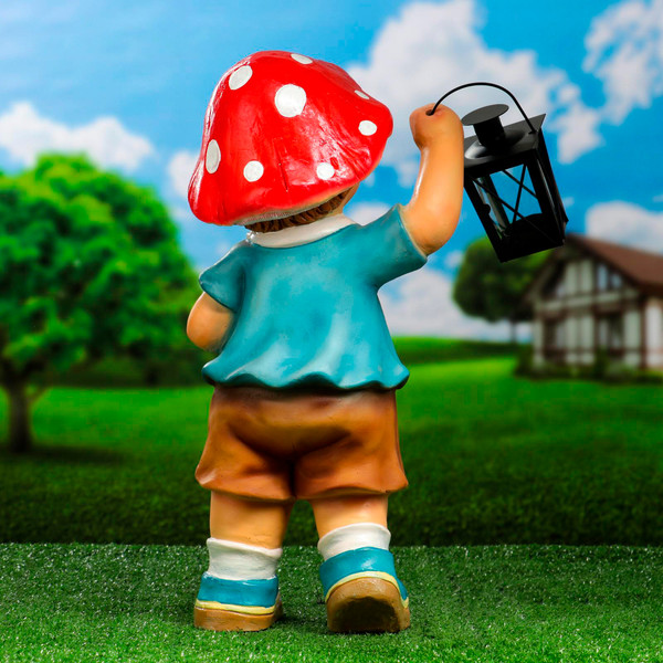 Изображение товара Садовая фигура-светильник Хорошие сувениры Гномик-грибочек с фонарем / 5155113