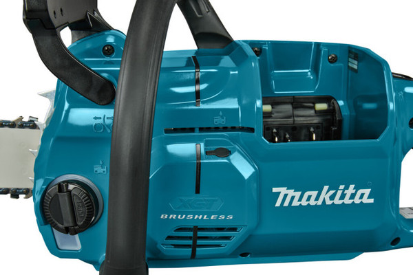 Изображение товара Пила цепная аккумуляторная Makita UC022GT101