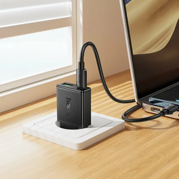 Изображение товара Адаптер питания сетевой Hoco N73 (черный)