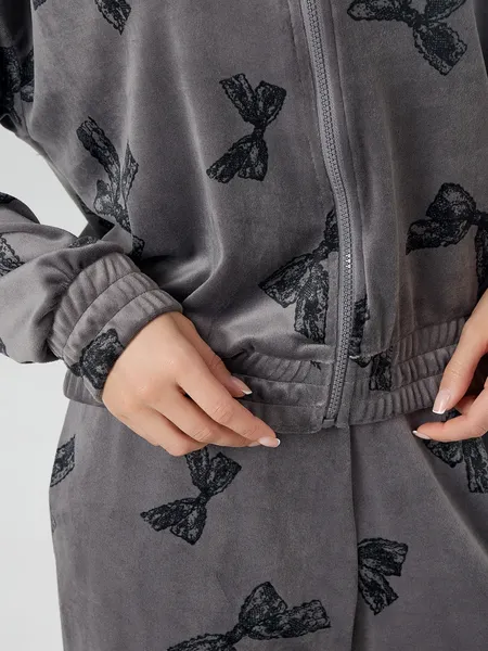 Изображение товара Комплект домашней одежды Mark Formelle 592632 (р.164/170-100-106, бантики на сером)