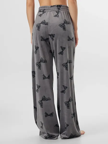 Изображение товара Комплект домашней одежды Mark Formelle 592632 (р.164/170-100-106, бантики на сером)