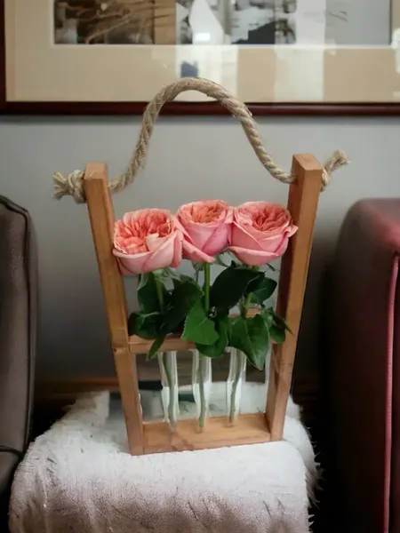 Изображение товара Ваза KraftHouse С 3 колбами / 2038550841123 (ореховый)