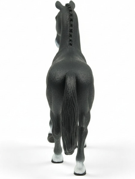 Изображение товара Фигурка коллекционная Schleich Кобыла Ганноверская / 72135