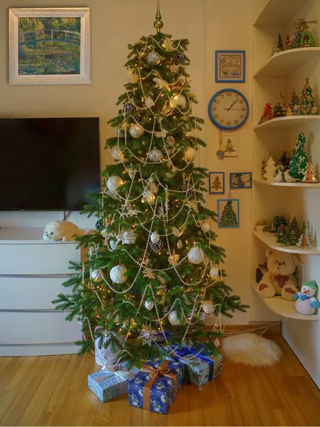 Изображение товара Ель искусственная Царь елка Кремлевская / КРМ-160