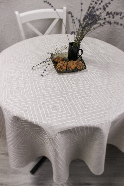 Изображение товара Скатерть Моготекс 1954-01K рис. 2604/010101 (d300)