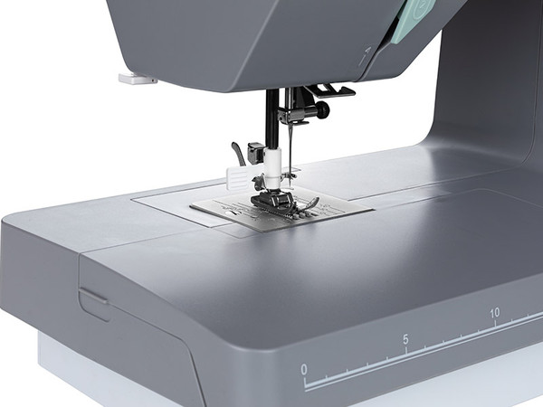 Изображение товара Швейная машина Chayka Neo