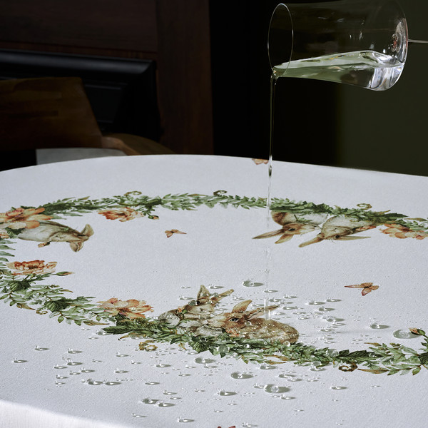 Изображение товара Скатерть Lefard Sense Кролики и Маки 850-753-20 (зеленый)