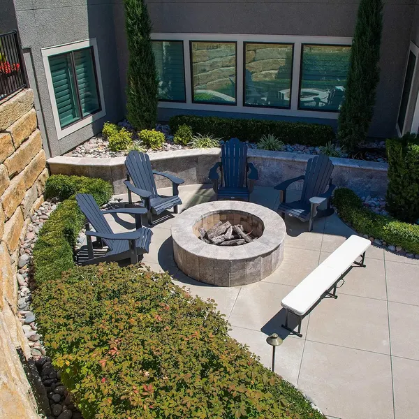 Изображение товара Комплект складной мебели Sundays AC-Z180/AC-ZD183C (белый)