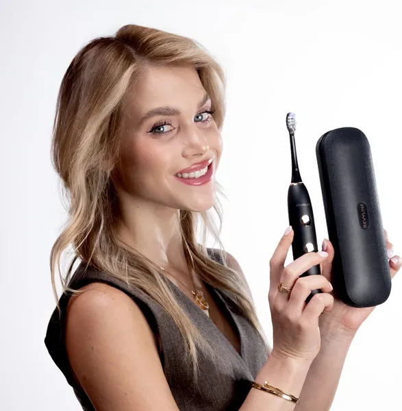 Изображение товара Электрическая зубная щетка Revyline RL 085 / 8119 (черный)