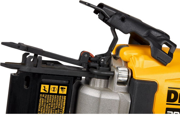 Изображение товара Аккумуляторный гвоздезабиватель DeWalt DCN623B