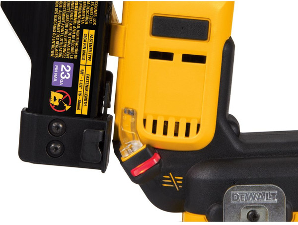Изображение товара Аккумуляторный гвоздезабиватель DeWalt DCN623B