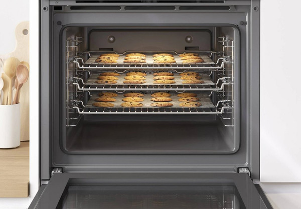 Изображение товара Электрический духовой шкаф Bosch Serie 4 HBA514BS3