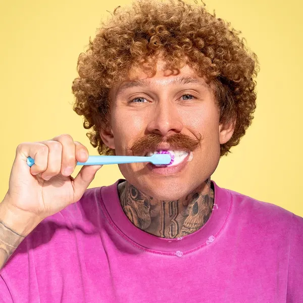 Изображение товара Зубная щетка Revyline SM6000 Pro 6949 (голубой/фиолетовый)