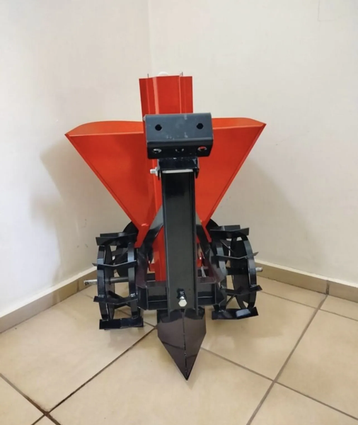 Изображение товара Картофелесажалка Целина КСМ-1А