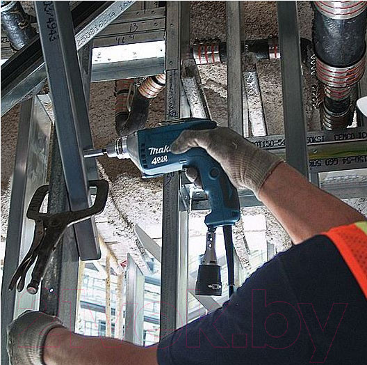 Изображение товара Профессиональный шуруповерт Makita FS4300