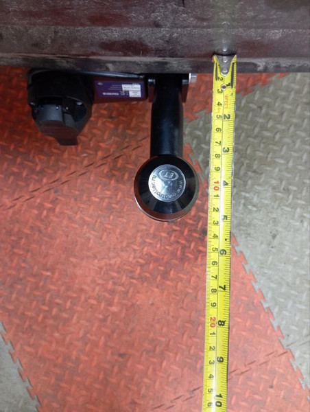 Изображение товара Фаркоп Berg F.5113.001 (для Skoda Octavia 2012-2020, 2020-2022, VW Golf Alltrack 2015-2017)