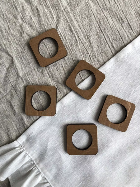 Изображение товара Сервировочная салфетка ОМурМебель 50x35см с рюшами + 5шт колец (5шт, белый)