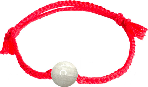 Изображение товара Браслет Wolves Красная нить с беломоритом 2027
