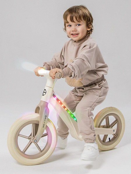 Изображение товара Беговел Amarobaby Motion AB25-34MT/0905 (черный/оранжевый)