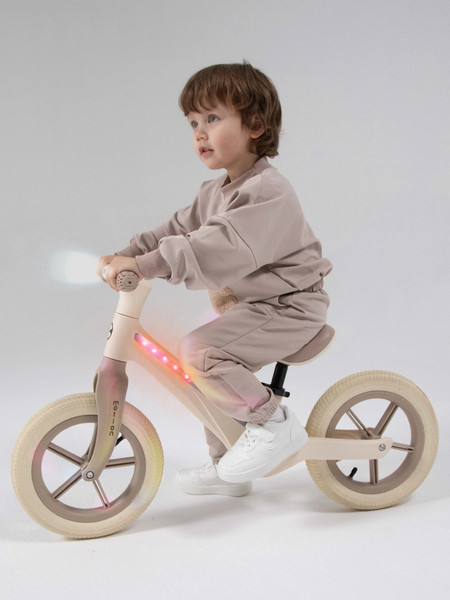 Изображение товара Беговел Amarobaby Motion AB25-34MT/0905 (черный/оранжевый)