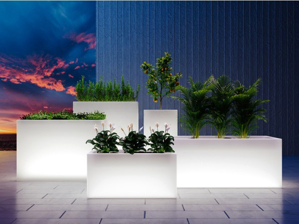 Изображение товара Вазон БЕРКАНО Cubric 40x100 DB / 220_044_00 (Coal Black)