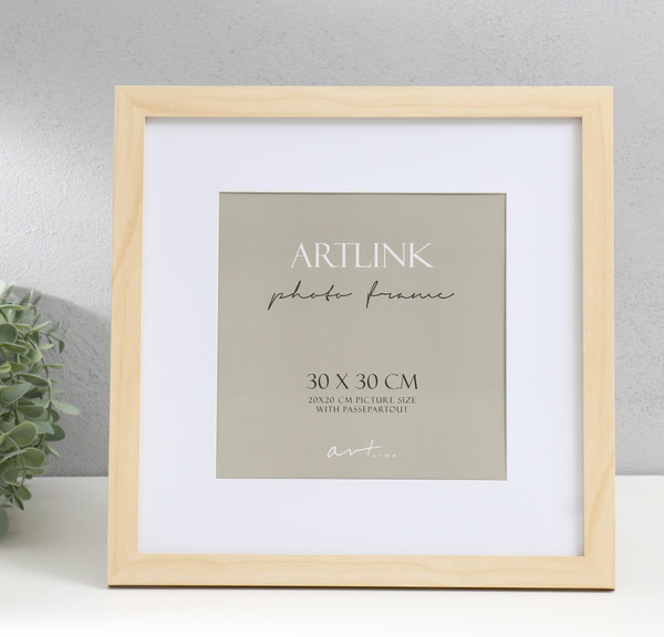 Изображение товара Рамка Sima-Land Ellis с паспарту 30x30 / 9803222 (натуральный)