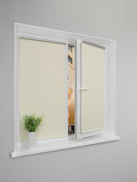 Изображение товара Рулонная штора Lm Decor Симпл Блэкаут LM 68-03 180x185 (желтый)