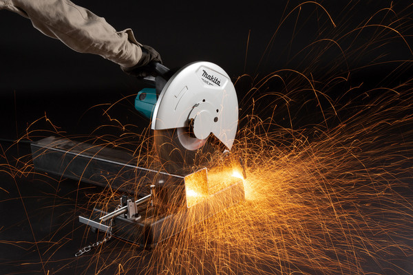 Изображение товара Отрезная пила Makita M2402B