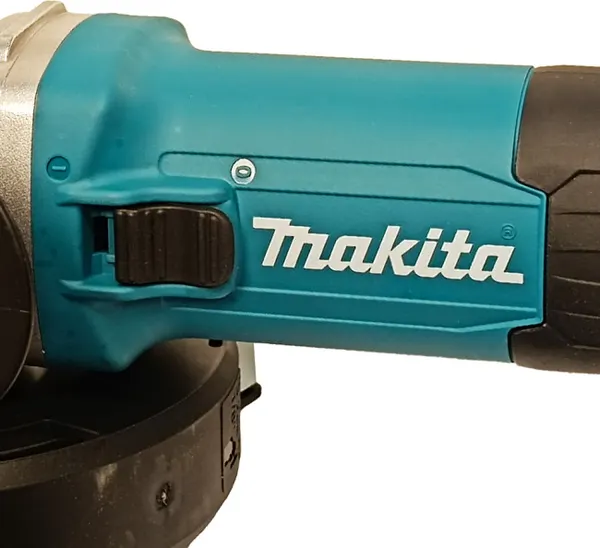 Изображение товара Профессиональная угловая шлифмашина Makita GA4600