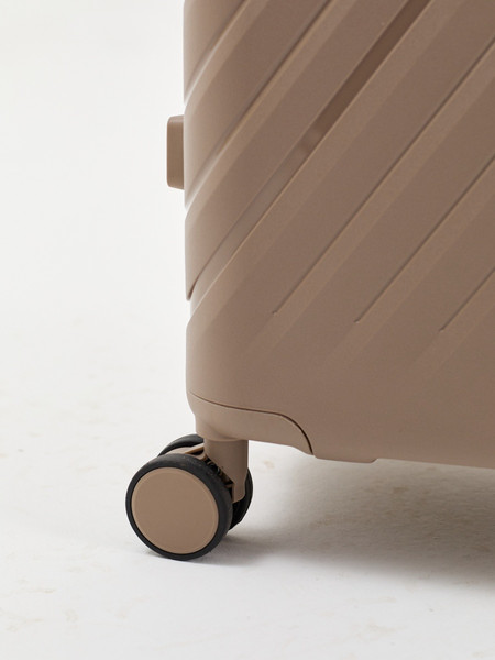 Изображение товара Чемодан на колесах L'case Basel 26 (M, кофе)