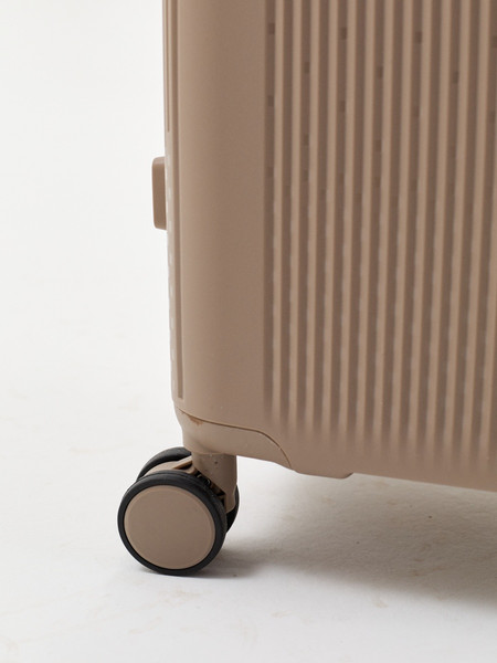 Изображение товара Чемодан на колесах L'case Riga 24 (M, кофе)