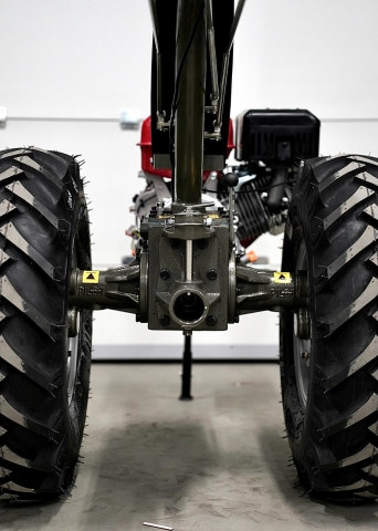 Изображение товара Мотоблок бензиновый New Sich Pilot MB-13 RATO R390 / MB-13RC (шины 7.00-12 MRL)