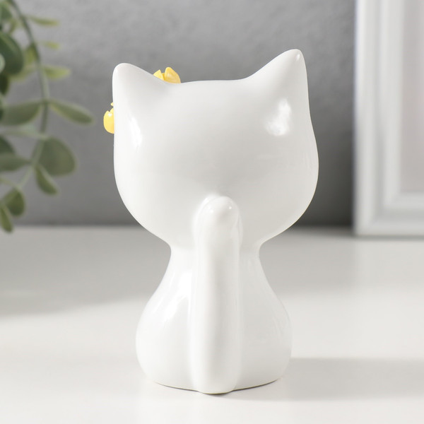 Изображение товара Статуэтка Sima-Land Котик белый с желтыми цветочками на ушке, сидит 10333705