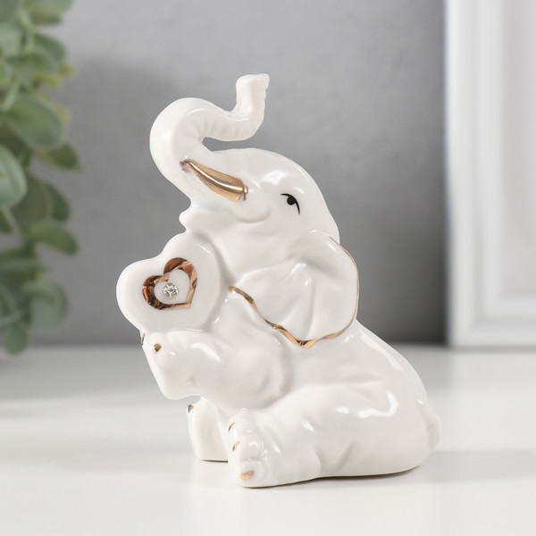 Изображение товара Статуэтка Sima-Land Слон с сердечком 10123466