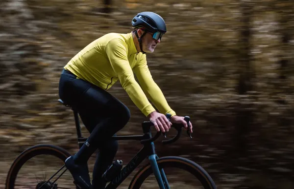 Изображение товара Защитный шлем FORCE Aero Alvaro 902541-F (р.S/M, черный)