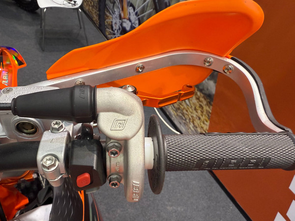 Изображение товара Мотоцикл Nine Fox Outlaw NB300 (без прогрессии)