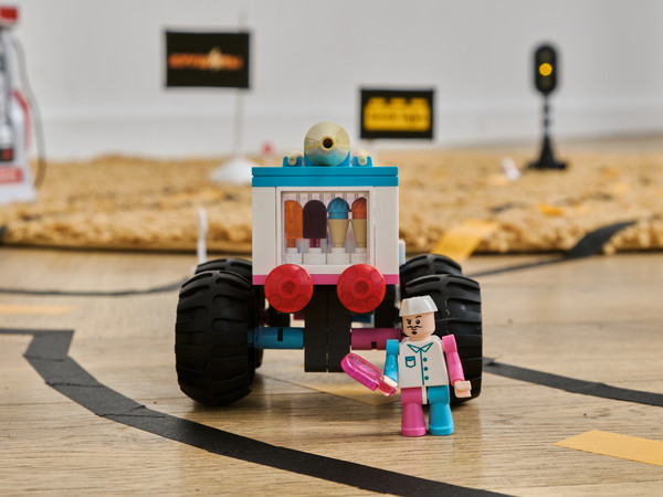 Изображение товара Конструктор Brick Labs Крушилы: Мороженщик AB-1601