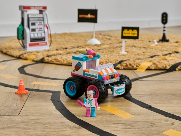 Изображение товара Конструктор Brick Labs Крушилы: Мороженщик AB-1601