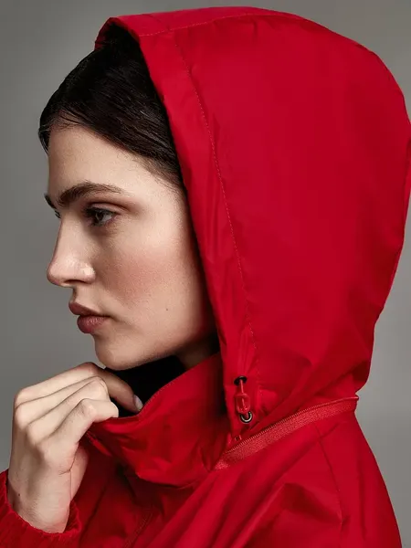 Изображение товара Ветровка Kelme Raincoat / 3801241-600 (5XL, красный)