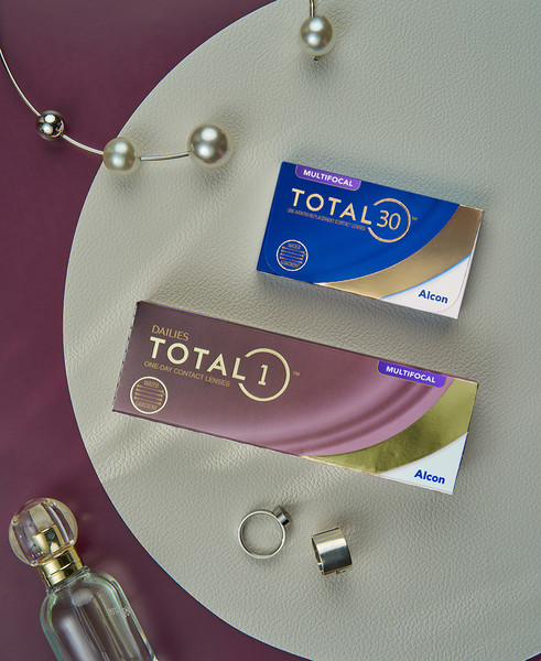 Изображение товара Контактная линза Alcon Total 30 Multifocal Sph -1.75 HI ADD +2.5 R8.4