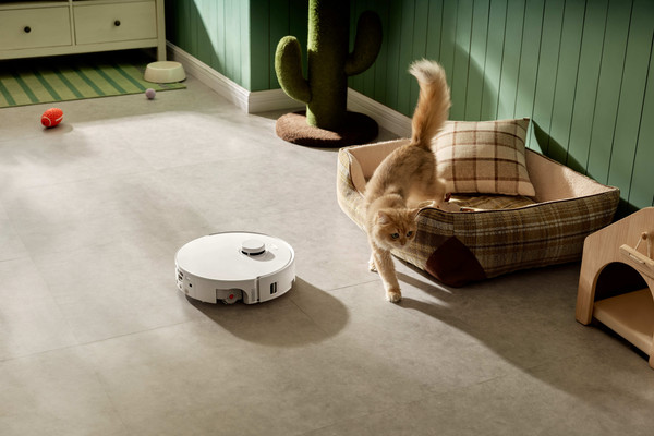 Изображение товара Робот-пылесос Roborock Qrevo Curv 2 Flow RRE0BEL / QC2F02-02 (белый)