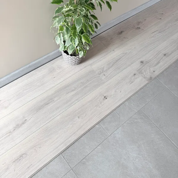 Изображение товара Ламинат Egger Comfort Classic Дуб Муром EC2834