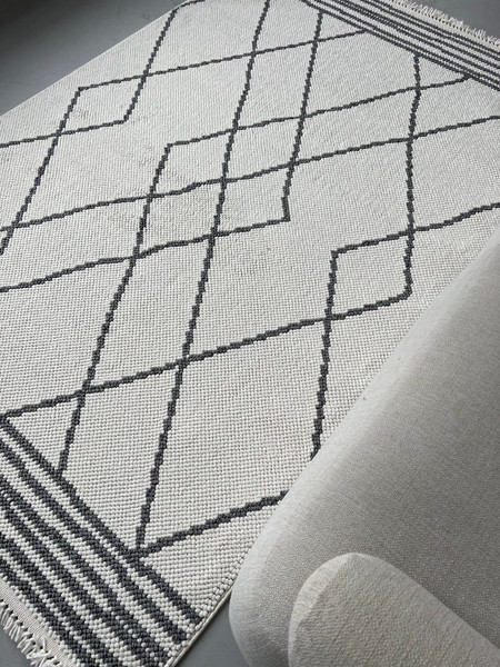 Изображение товара Коврик LAXMI Norway 974 прямоугольник (2x3, Grey)