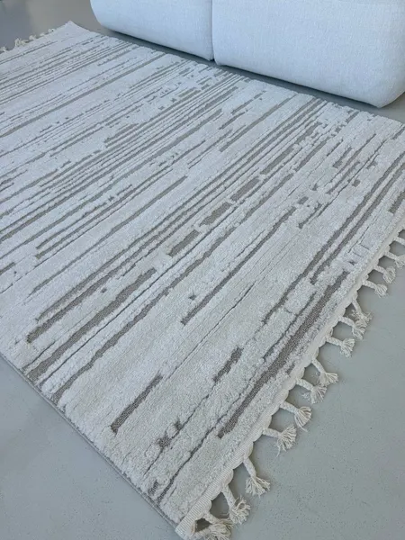 Изображение товара Ковер LAXMI Quincey 0947 прямоугольник (1.6x2.3, Cream/Beige)
