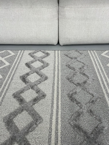 Изображение товара Ковер LAXMI Quincey 1259 прямоугольник (1.6x2.3, Cream/Grey)